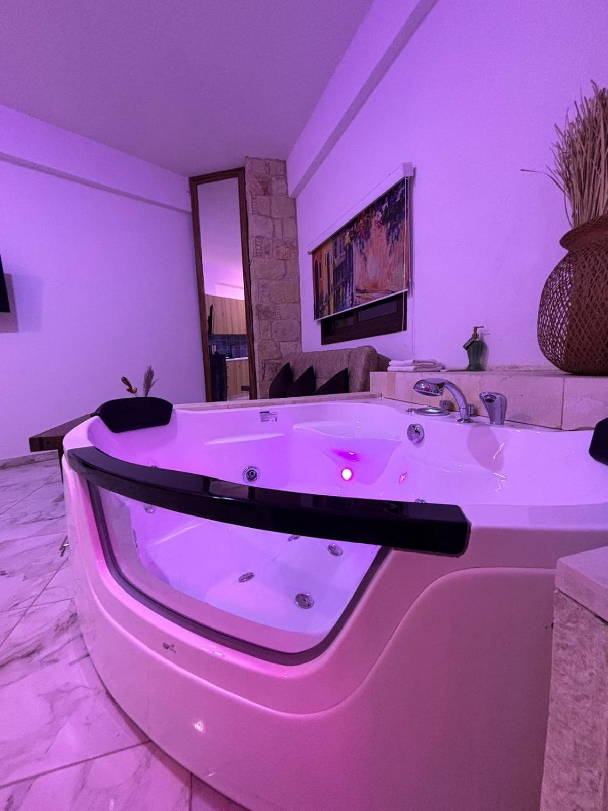 La Hacienda Cyprus Otel Limasol Dış mekan fotoğraf