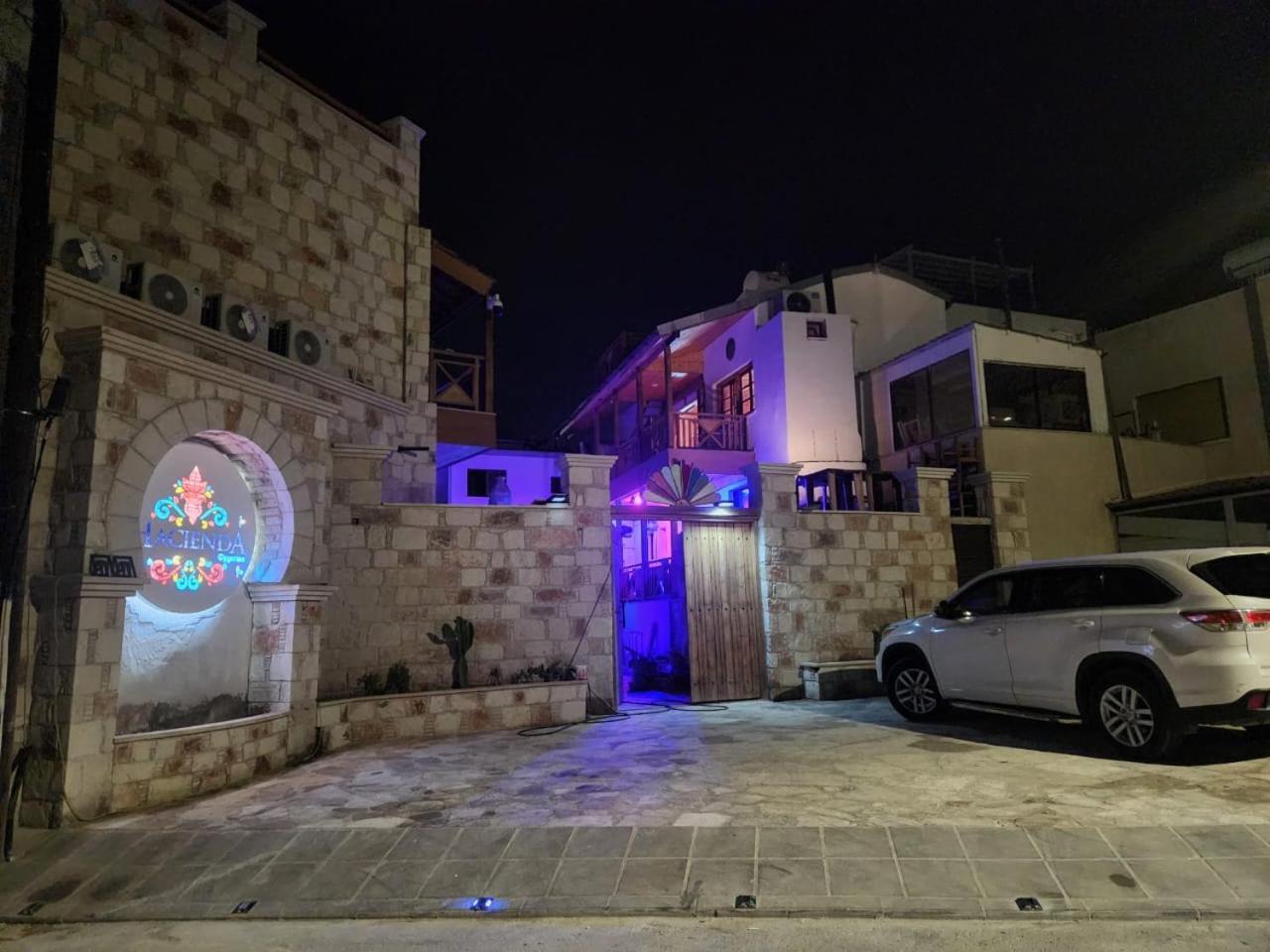 La Hacienda Cyprus Otel Limasol Dış mekan fotoğraf